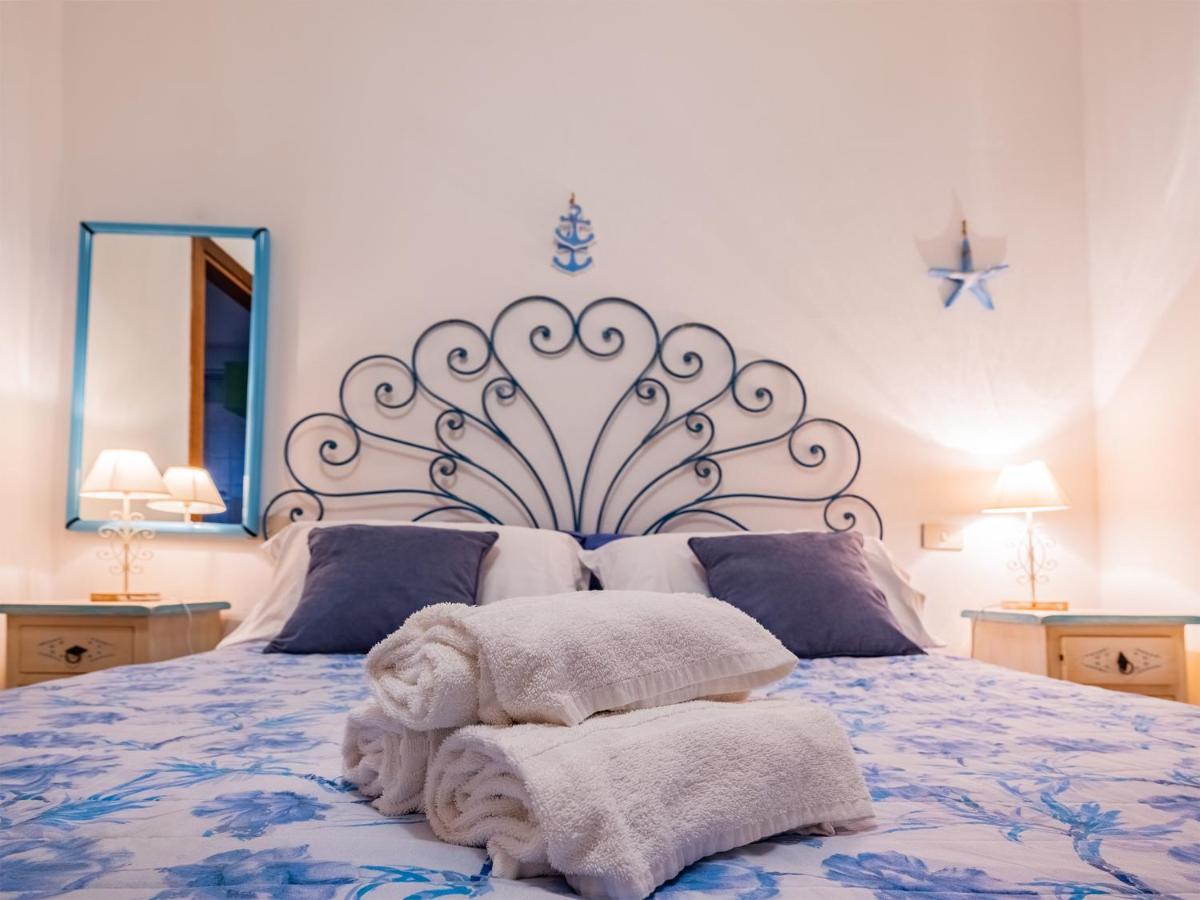 Sardinia Family Villas - Cannigione Beach Apartments Экстерьер фото